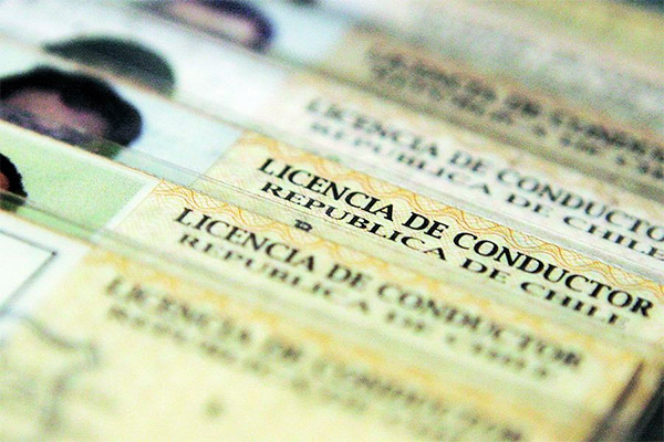 Homologación licencia de conducir en Ecuador y Colombia