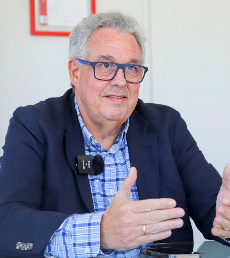 Hoy se habla de movilidad sostenible, electromovilidad y ciudades más seguras para peatones y ciclistas. ¿Cómo se integra la seguridad vial en este nuevo paradigma? Hoy se habla de movilidad sostenible, electromovilidad y ciudades más seguras para peatones y ciclistas. ¿Cómo se integra la seguridad vial en este nuevo paradigma?